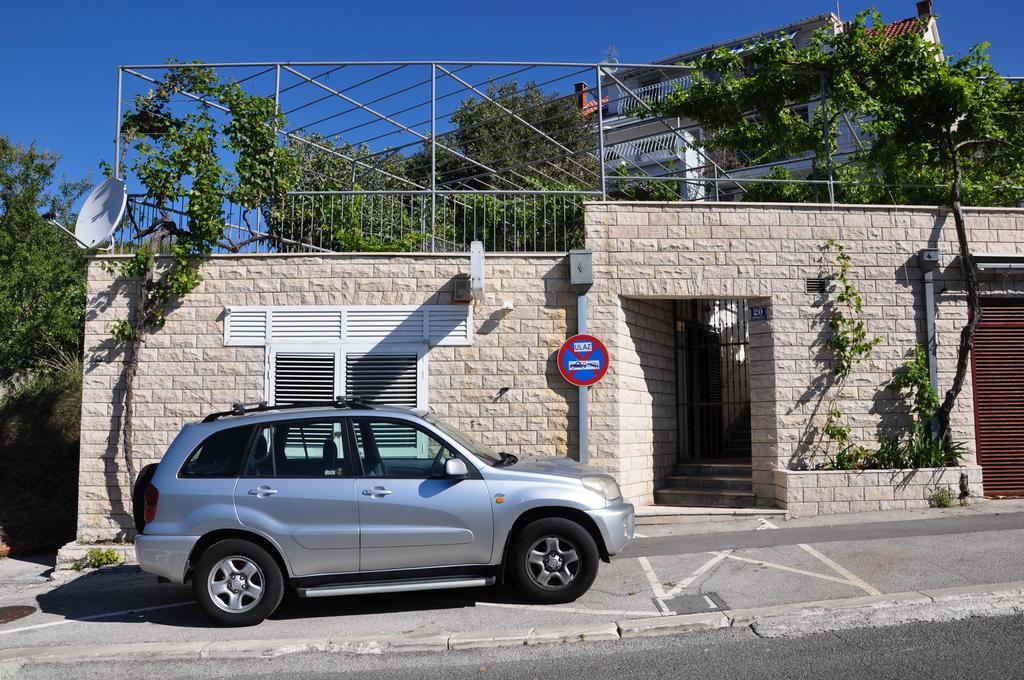 Bm Apartments Split Bagian luar foto